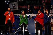 067.jpg