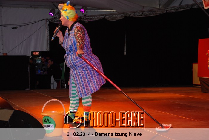 030.jpg