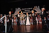 053.jpg