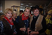 063.jpg
