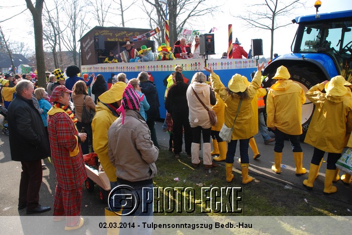 071.jpg