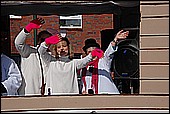 071.jpg