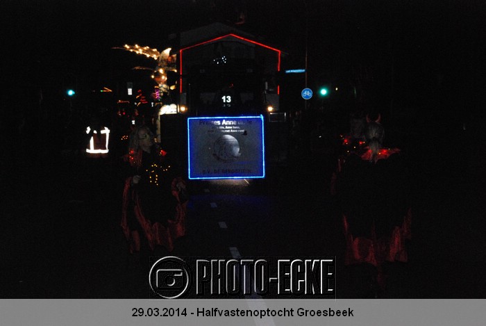 060.jpg