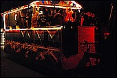073.jpg