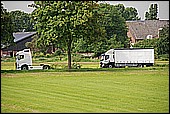 053.jpg