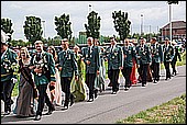 050.jpg