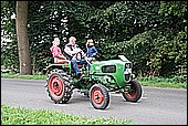 071.jpg