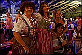 047.jpg