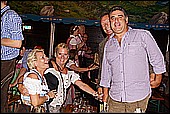 063.jpg