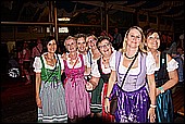 068.jpg