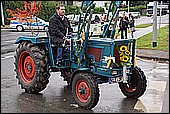 042.jpg
