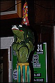 061.jpg