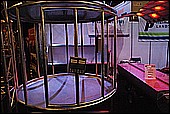043.jpg