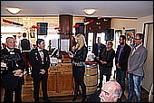 053.jpg
